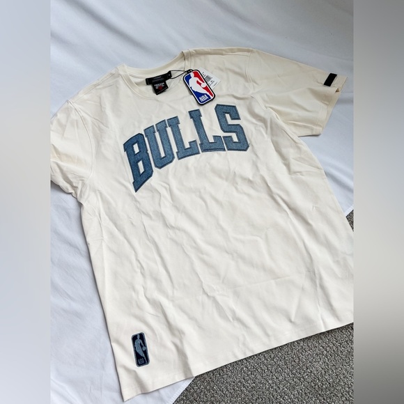 Chicago Bulls NBA Denim Logo Shirt - Picture 3 of 6